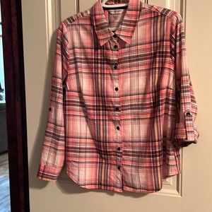 Allison daily pink plaid button down shirt.
